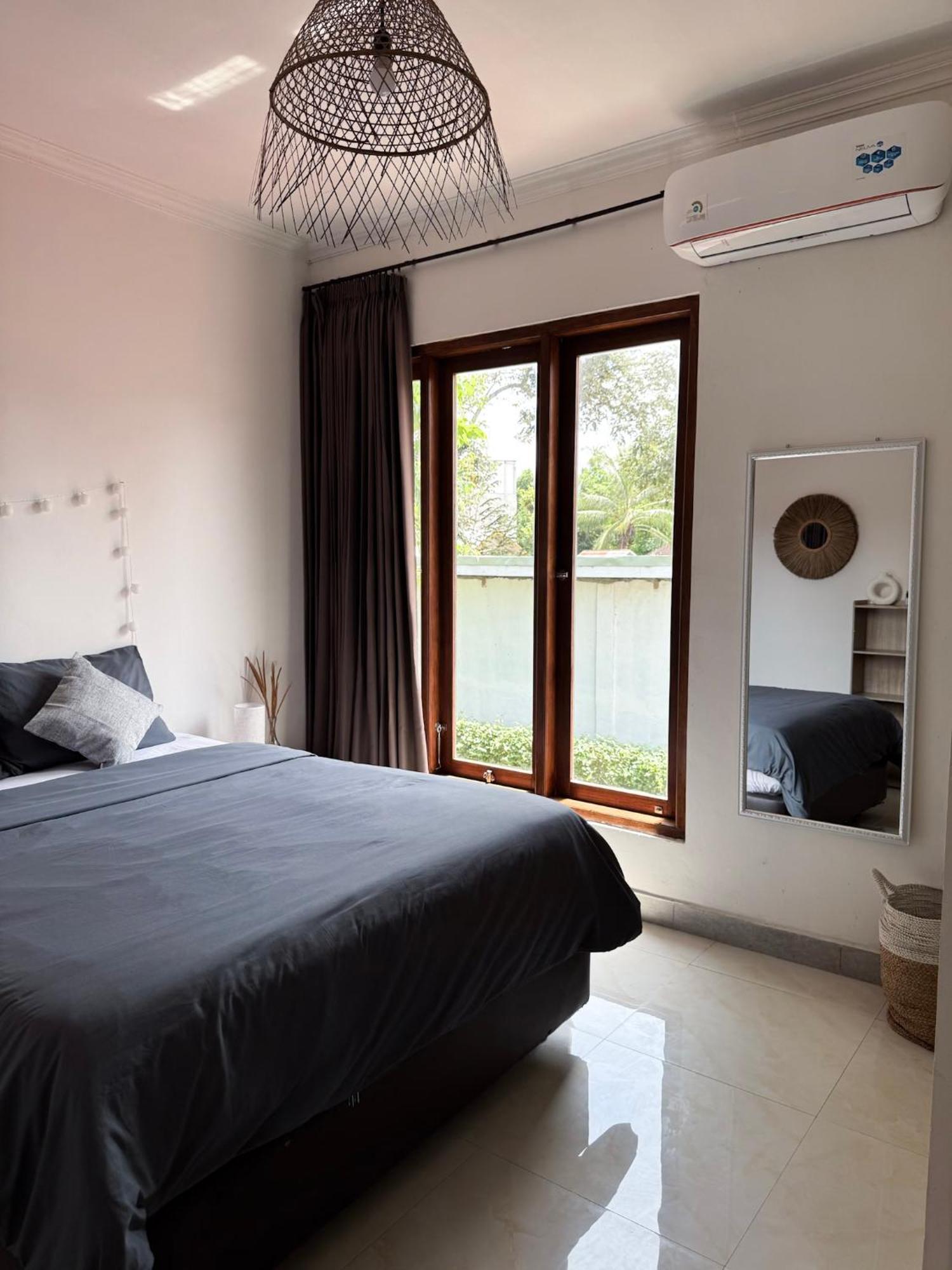 Secret Spot Surf And Stay Kuta  Екстериор снимка